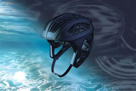 wtr icon helmet.